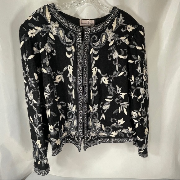 Laurence Kazar Black and White Floral Blazer - Picture 6 of 16